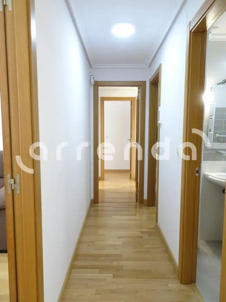Wohnung mit Aufzug zur Miete in Calle Santiago García Cuadrado, imagen 3