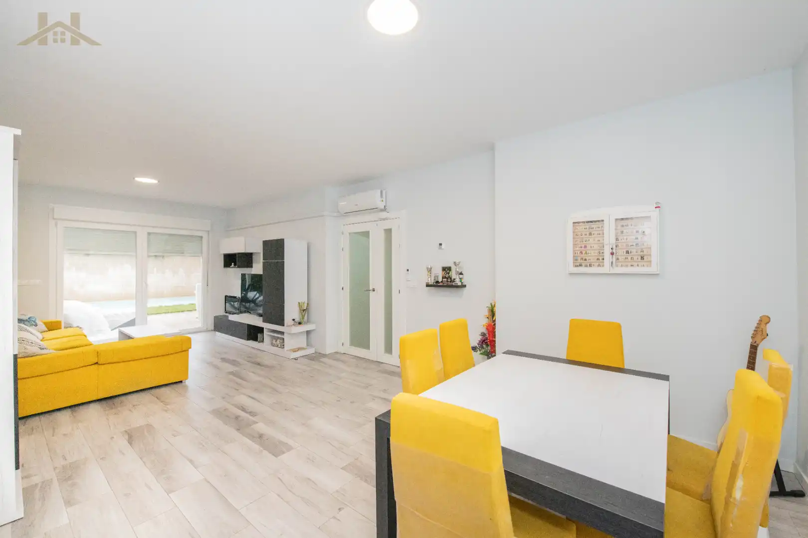 Comedor de Casa adosada en venta en Rivas-Vaciamadrid con Aire acondicionado, Jardín privado y Piscina