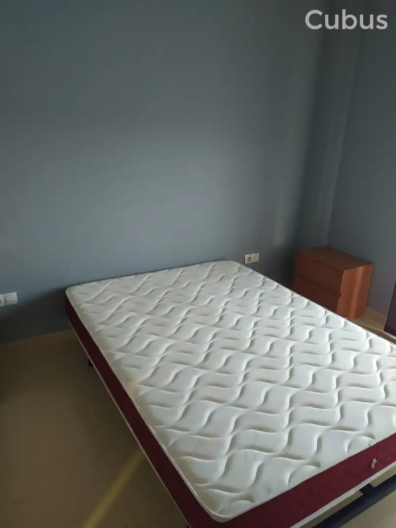 Habitación de Dúplex en venta en Olot con Calefacción y Balcón