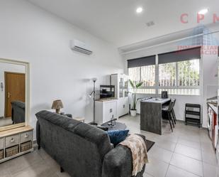 Living room of Flat to rent in  Madrid Capital  with Air Conditioner, Heating and Furnished