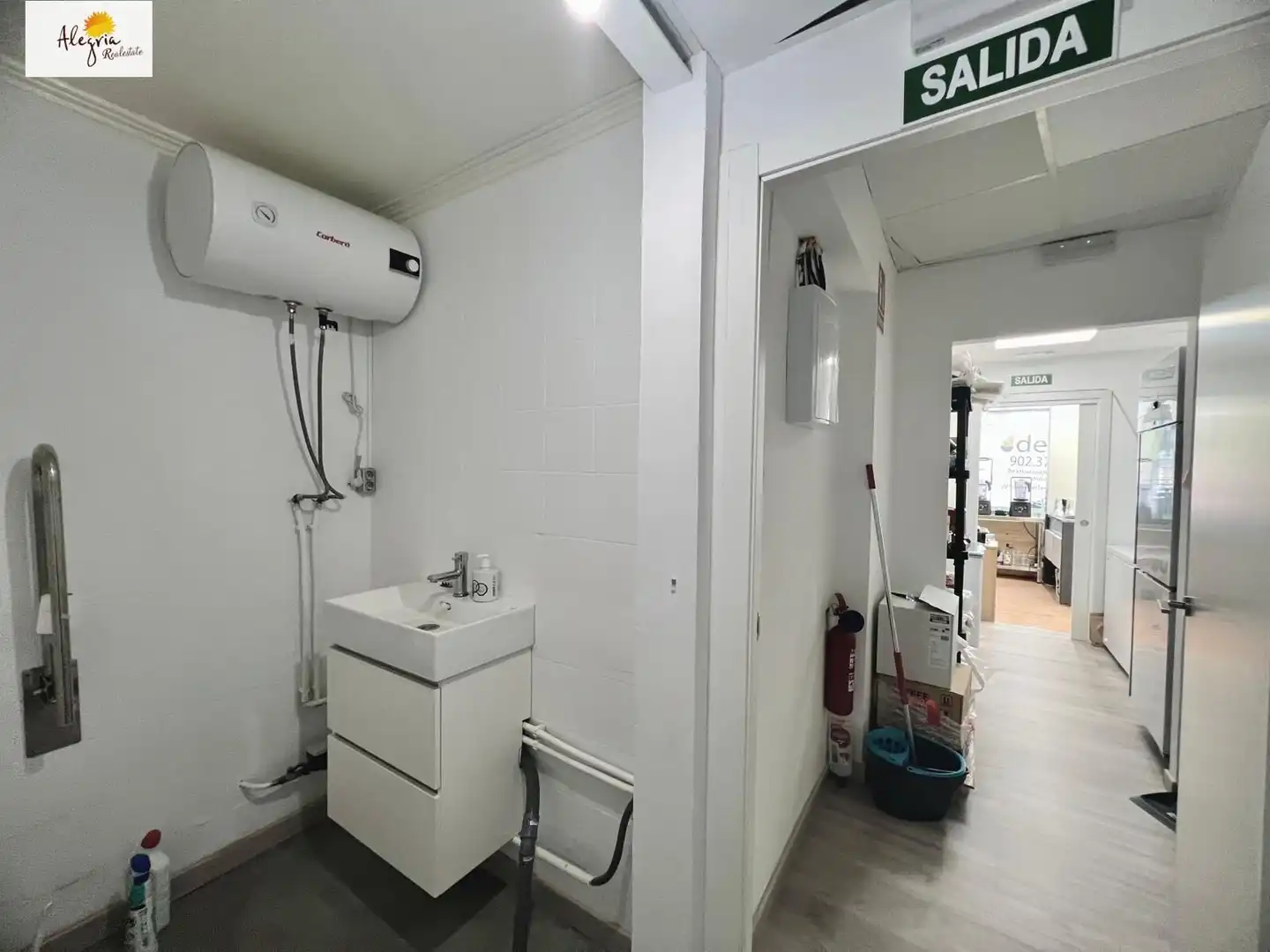 Local de alquiler en Valencia con Aire acondicionado y Amueblado