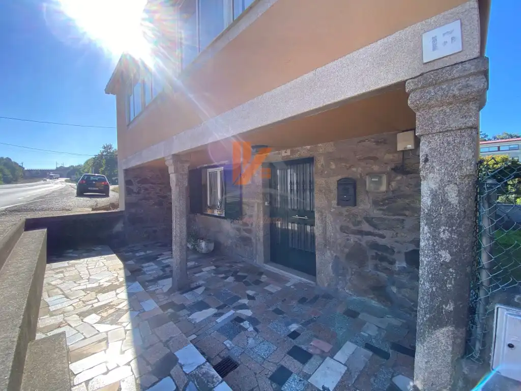 Vista exterior de Casa o chalet en venta en Parroquias de Santiago