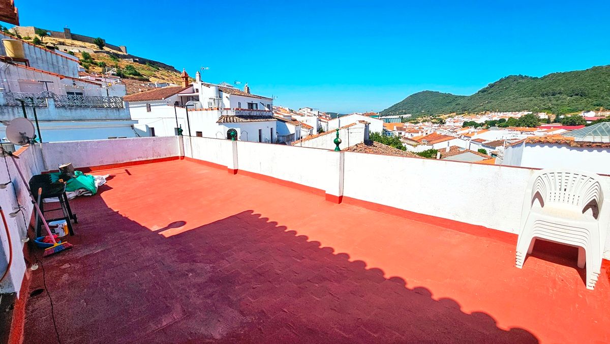 Vista exterior de Dúplex en venda en Aracena amb Aire condicionat i Terrassa