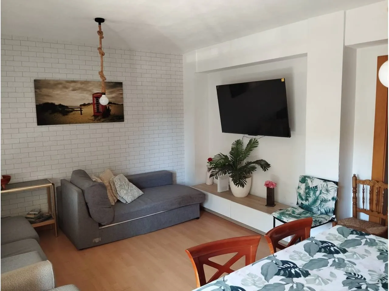 Living room of Flat for sale in  Valencia Capital  with Air Conditioner and Balcony
