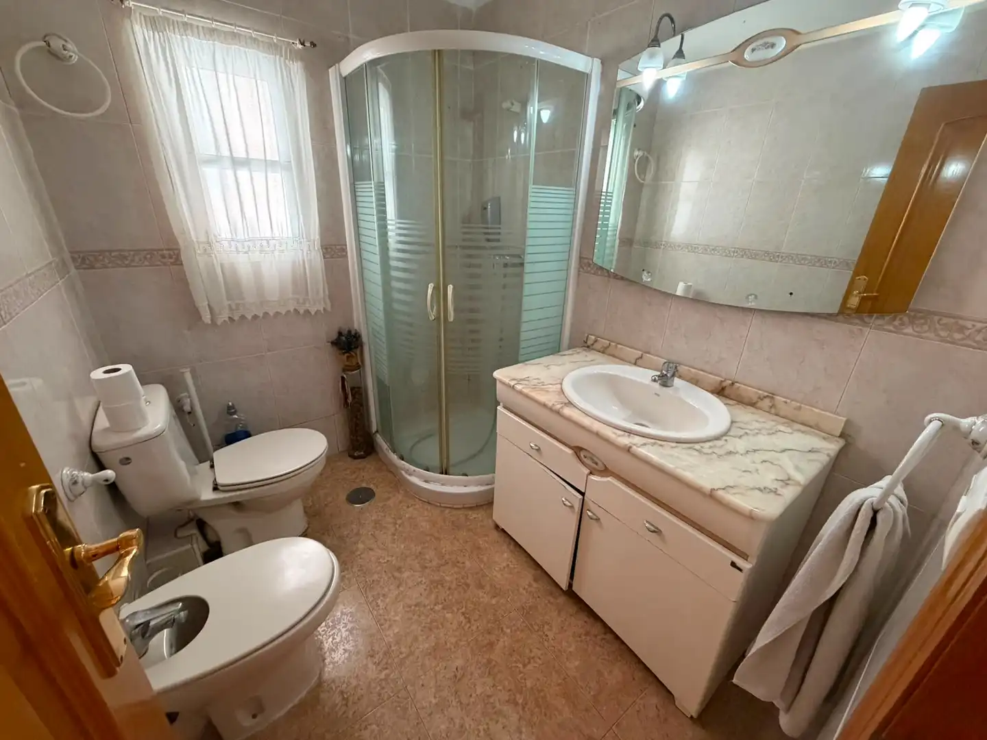 Baño de Piso en venta en Cartagena con Amueblado y Balcón