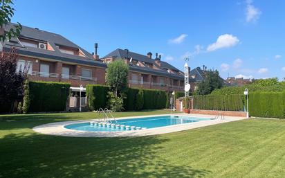 Piscina de Casa adosada en venda en  Lleida Capital amb Aire condicionat, Calefacció i Parquet