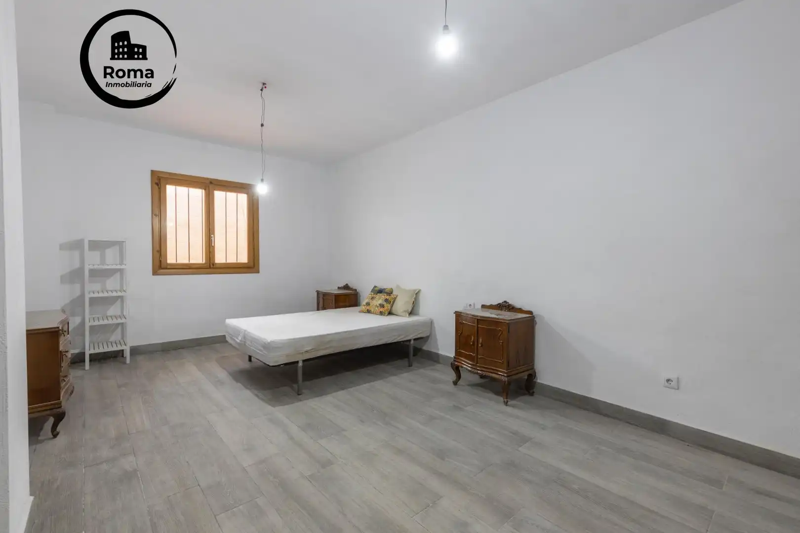 Habitación de Planta baja en venta en Moclín con Jardín privado, Amueblado y Balcón