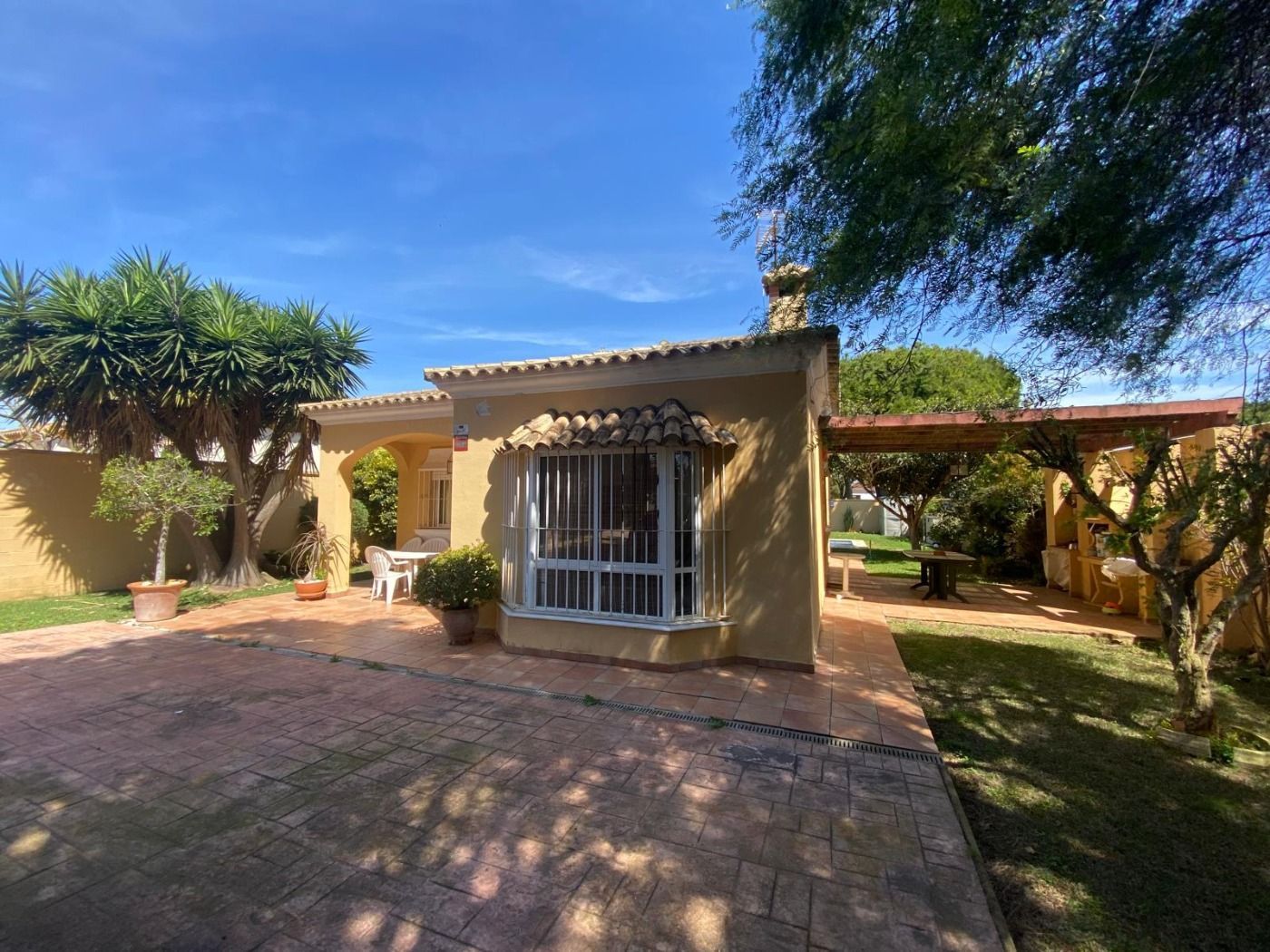 Jardí de Casa o xalet en venda en Chiclana de la Frontera amb Jardí privat i Piscina