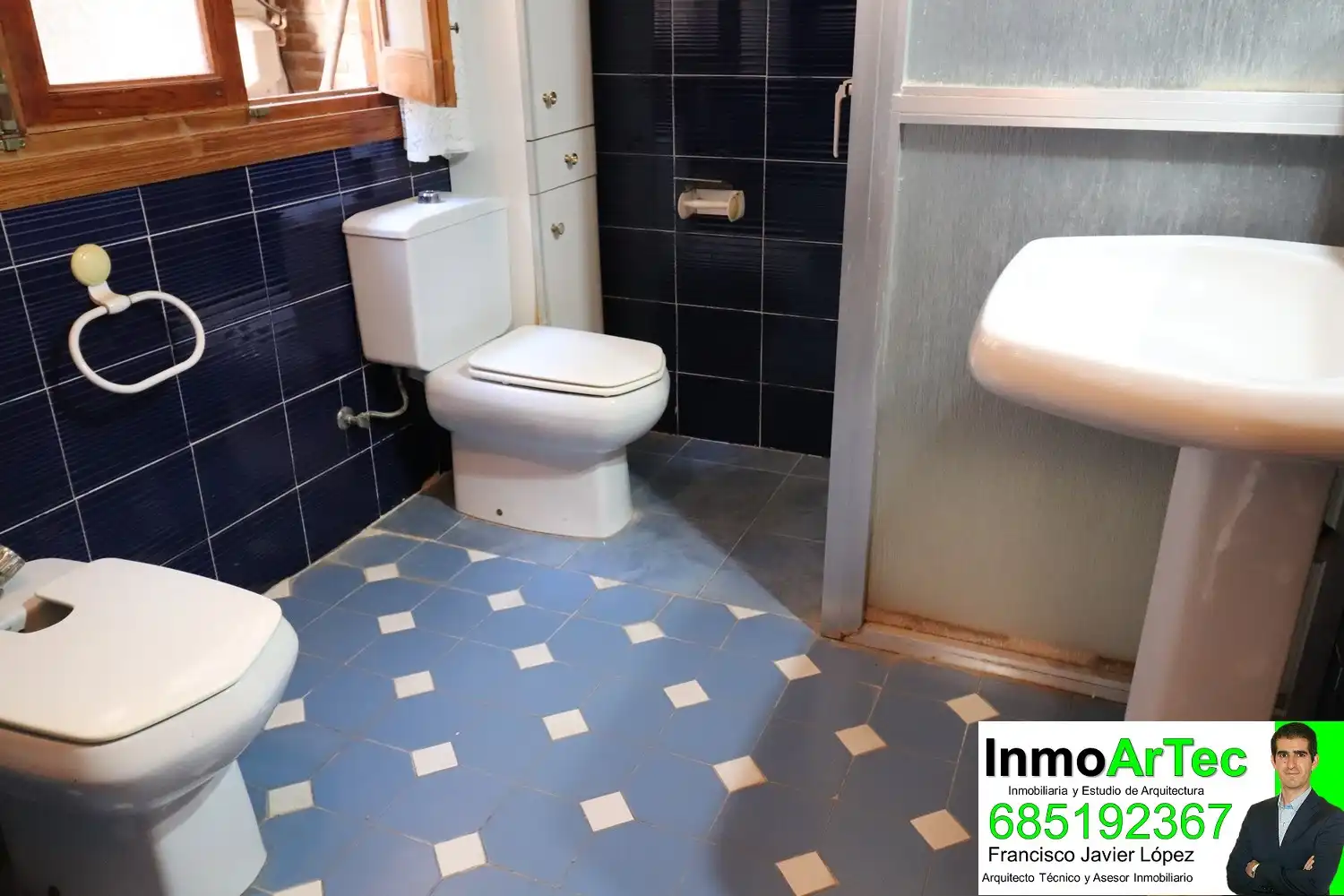 Bathroom of Flat for sale in Íllora  with Storage room