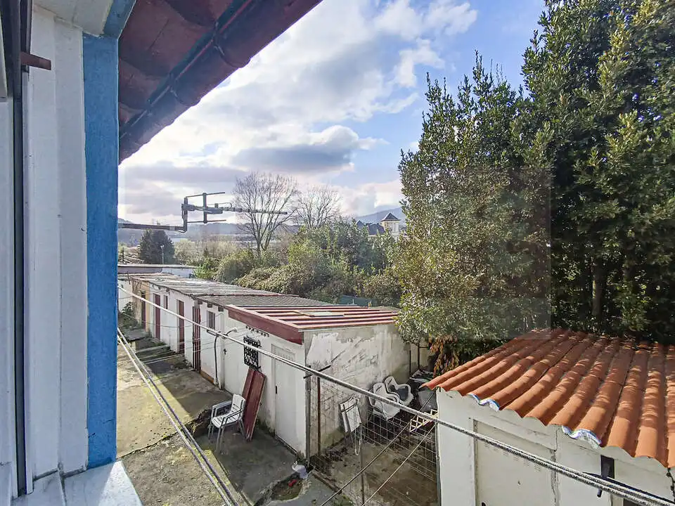 Vista exterior de Pis en venda en Irun 