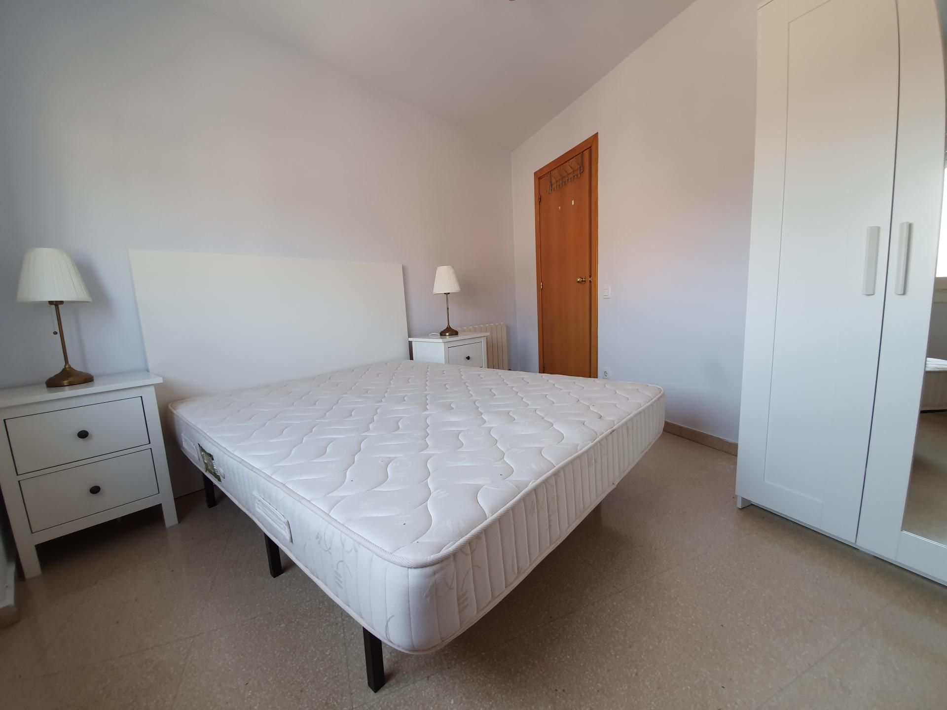 Bedroom of Flat to rent in Vic  with Heating, Furnished and Oven