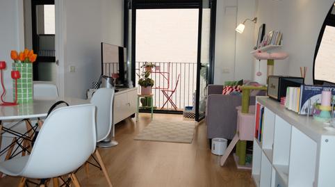 Foto 2 de Piso en venta en Carrer de Trinxant, Navas, Barcelona