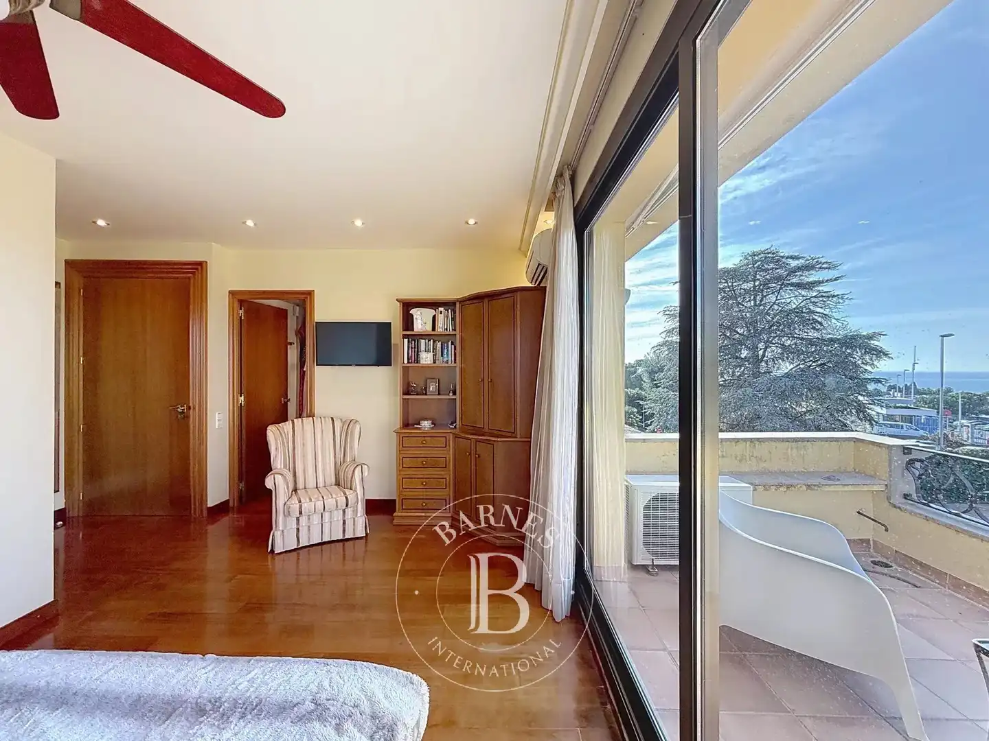 Habitación de Casa o chalet en venta en Alella con Aire acondicionado, Calefacción y Jardín privado