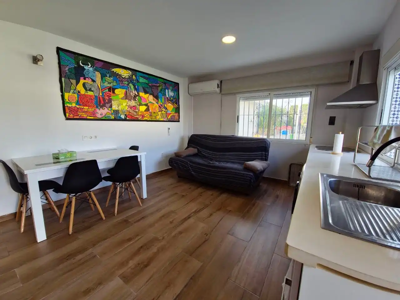 Sala d'estar de Casa o xalet de lloguer en Los Montesinos amb Parquet, Terrassa i Traster