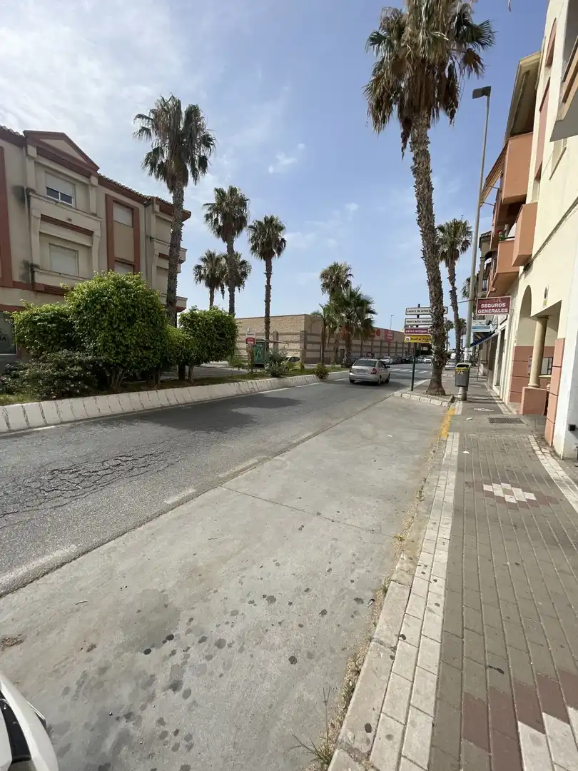 Business premises for sale in Salobreña Costa, imagen 2