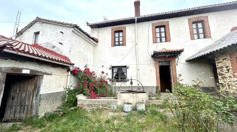 Photo 2 of Country homes for sale in Riello, León