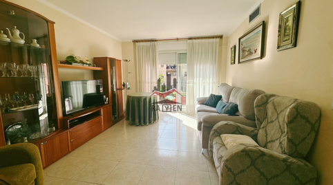 Foto 2 de Piso en venta en De Pere III, Poble Nou - Olivar Gran, Girona