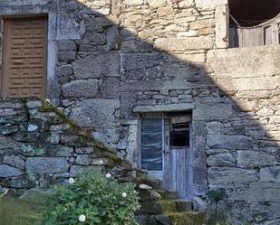 Vista exterior de Casa o xalet en venda en Cerdedo amb Jardí privat