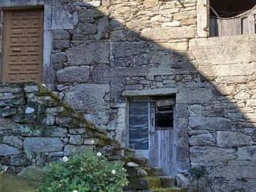 House with garden for sale in Cerdedo