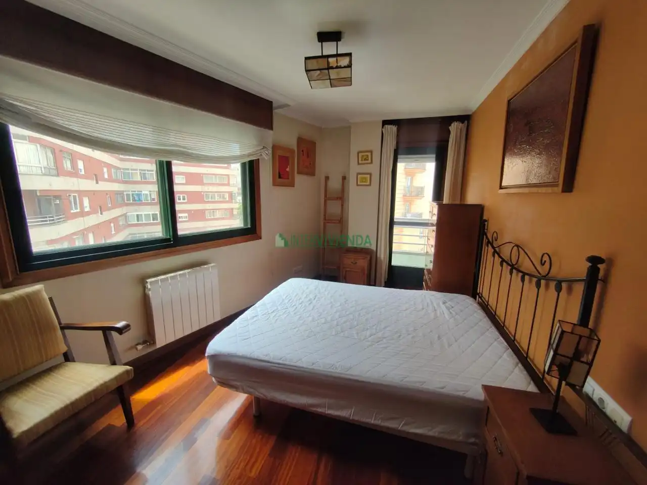 Habitación de Piso en venta en Vigo  con Calefacción, Parquet y Trastero