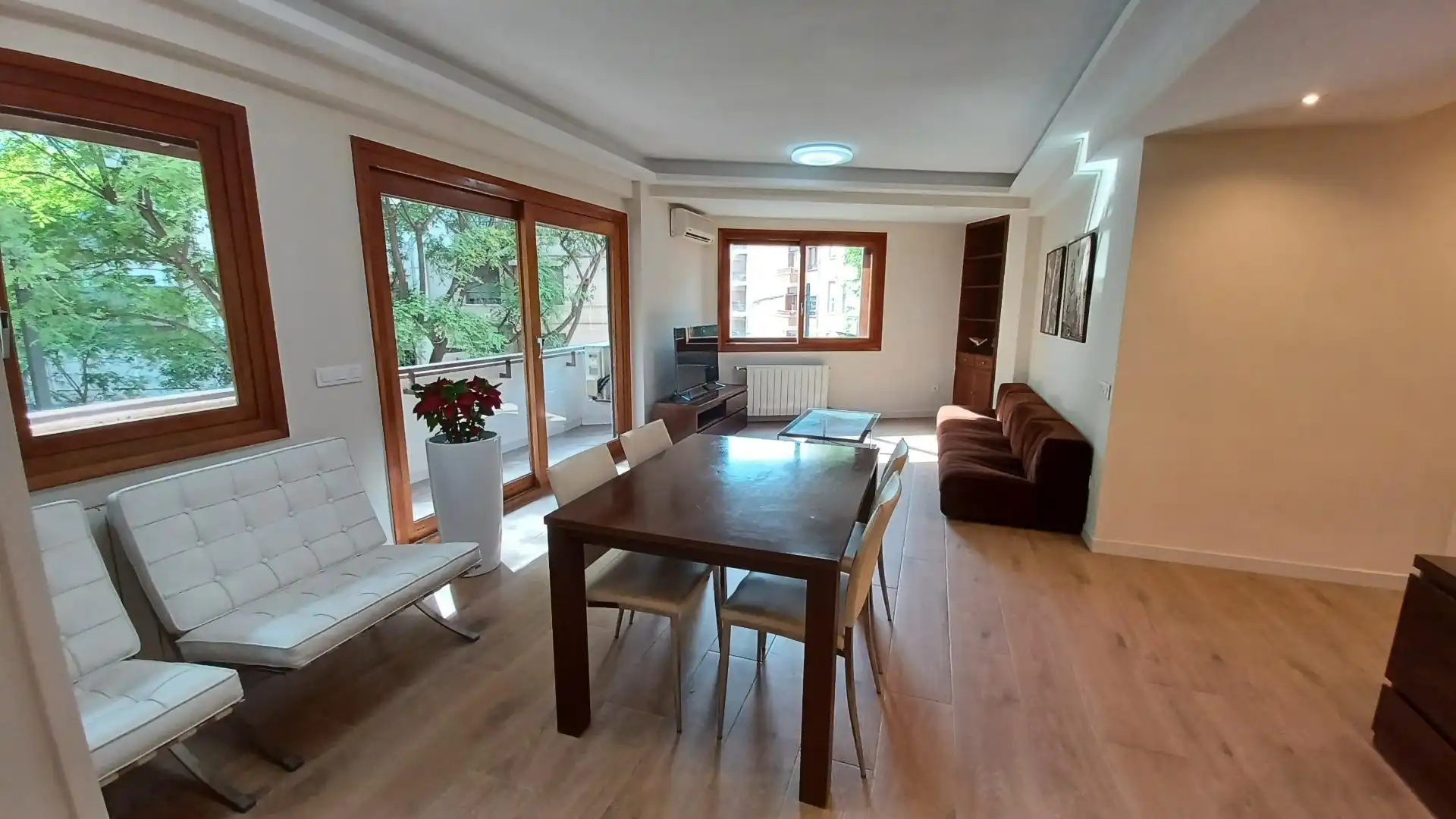 Comedor de Piso en venta en Torrent con Balcón