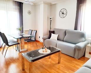 Living room of Flat for sale in Carbajosa de la Sagrada  with Storage room