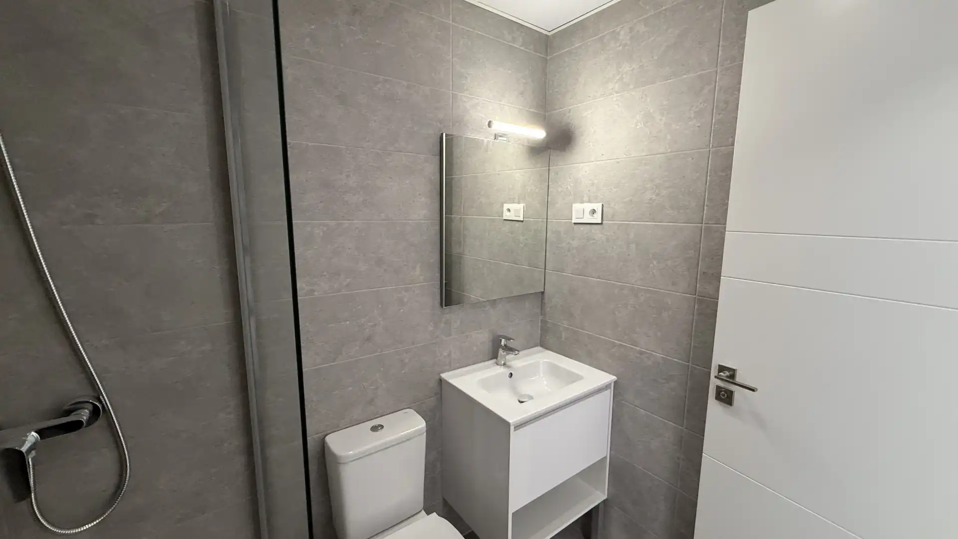 Bathroom of Apartments for rent in Mijas  with Air Conditioner, Heating and Terrace