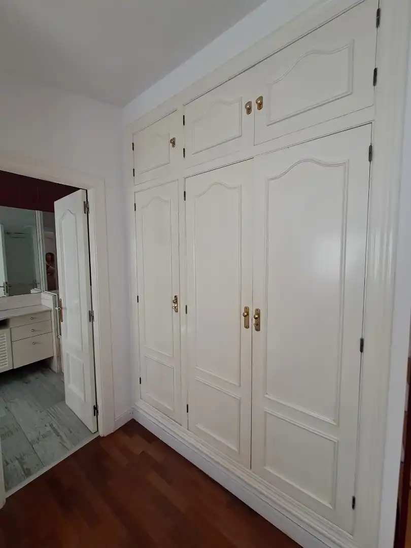 Bedroom of Flat for rent in Salamanca  with Air Conditioner, Heating and Parquet flooring