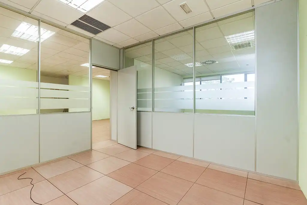 Business premises for sale in Av Vía Láctea, imagen 13