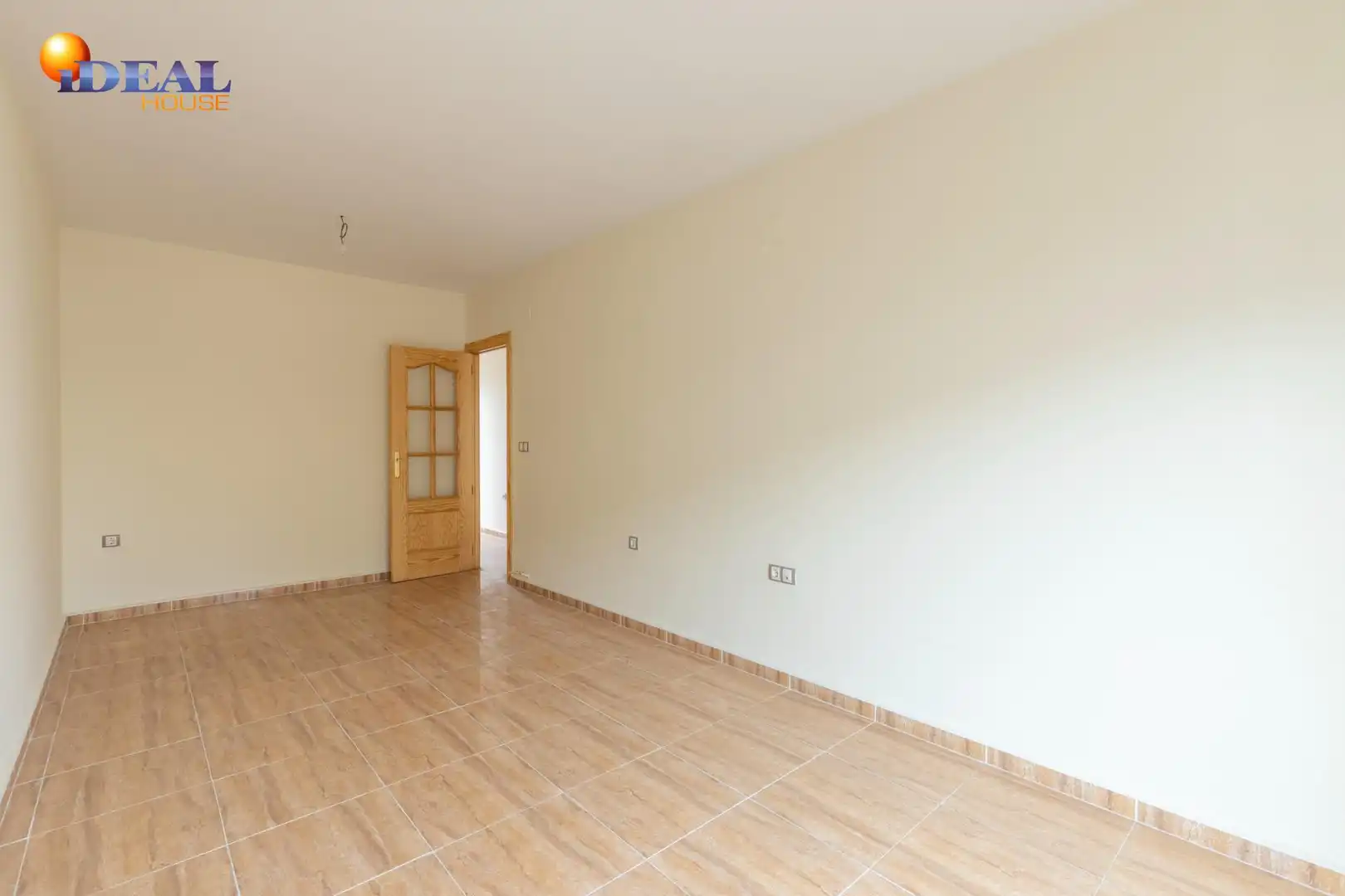 Wohnung zum Verkauf in Güevéjar mit Balkon