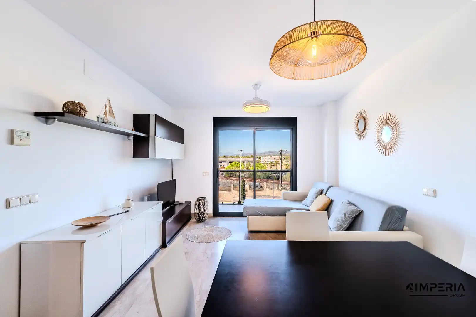 Piso con terraza en venta en Carrer Barcelona, imagen 2