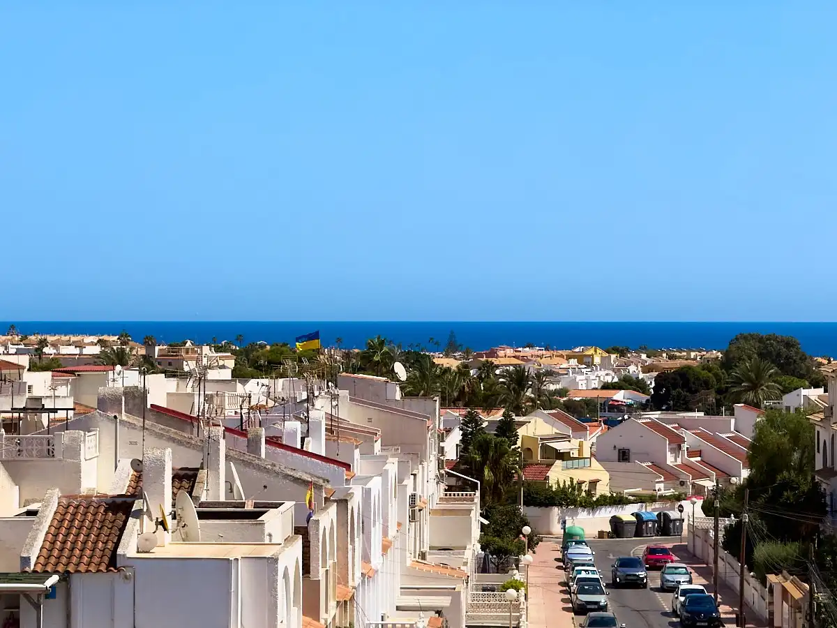 Penthouse with terrace for sale in Nueva Torrevieja - Aguas Nuevas