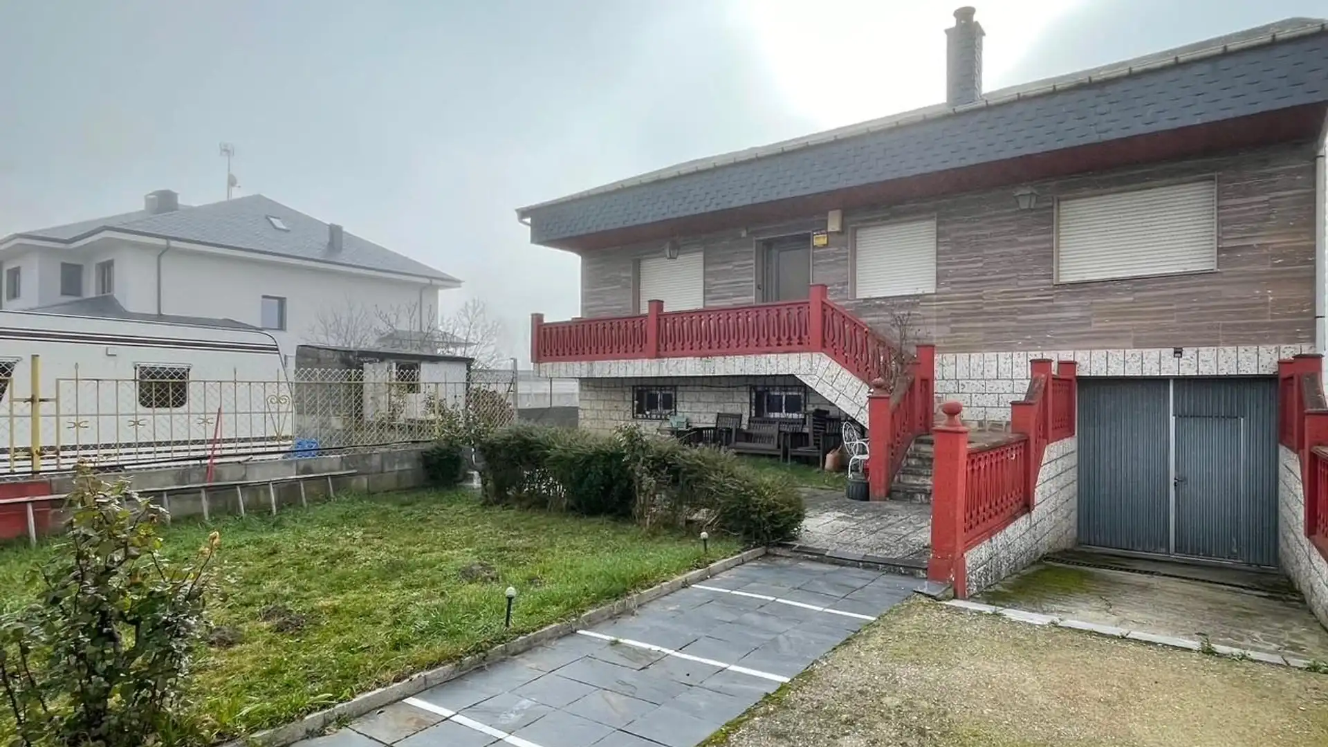 Exterior view of Houses for sale in Ponferrada  with Private garden