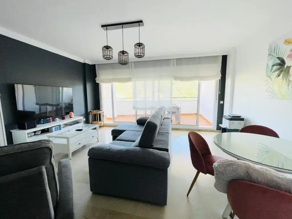 Sala d'estar de Pis en venda en Torrox amb Aire condicionat i Terrassa