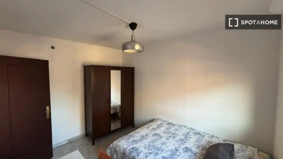 Schlafzimmer von Wohnung zur Miete in Barcelona mit Klimaanlage, Heizung und Möbliert