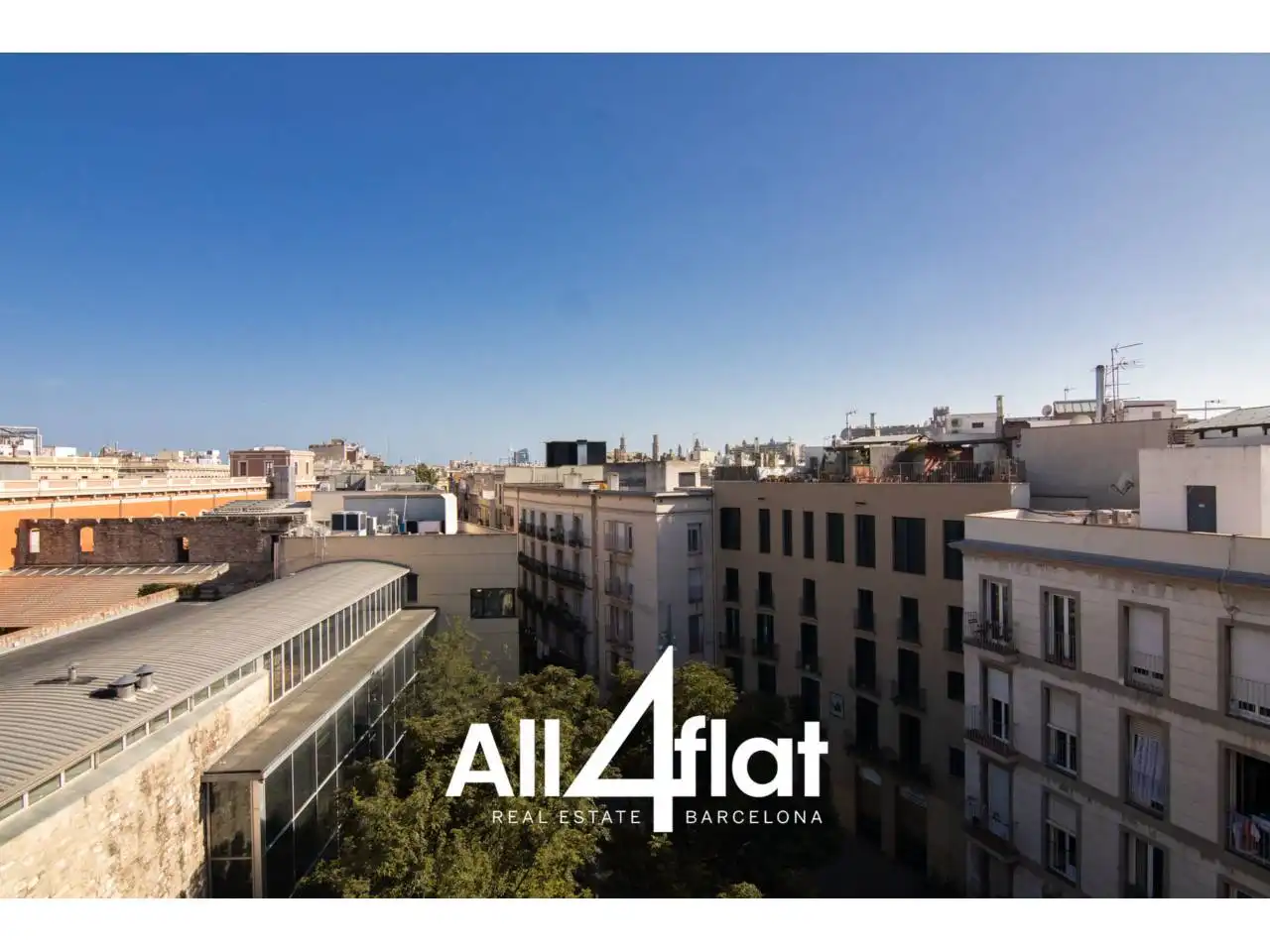 Flat with terrace for sale in Calle Agustí Vell, imagen 34