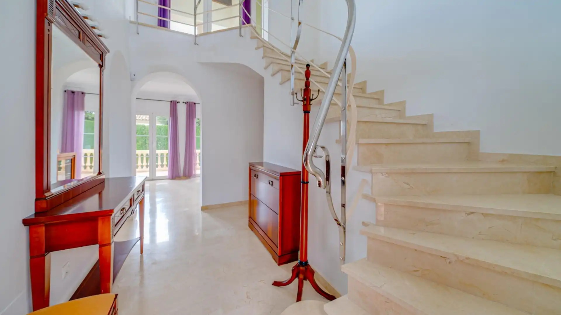 Haus oder Chalet zum Verkauf in Finestrat mit Klimaanlage, Heizung und Privatgarten