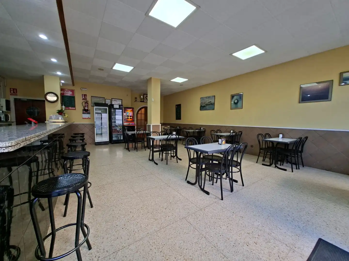 Commercial properties for sale in Llinars del Vallès  with Air Conditioner, Heating and Furnished