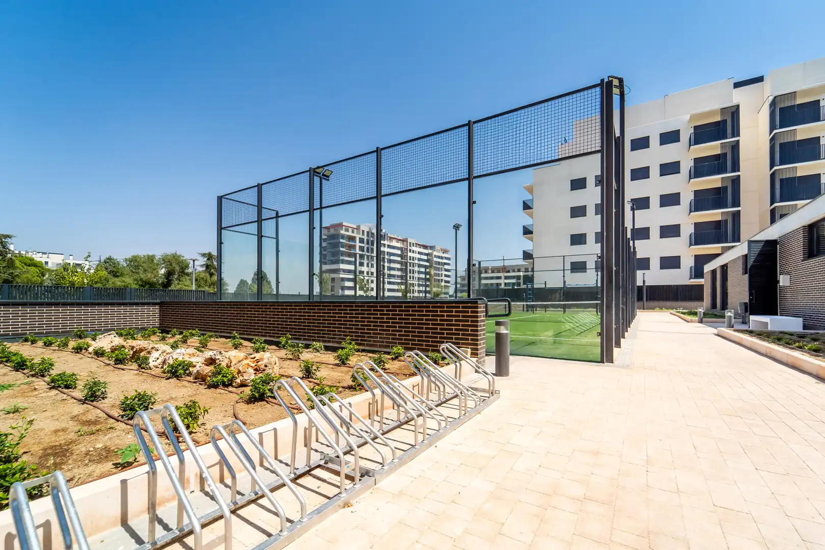 Terrassa de Planta baixa de lloguer en Alcalá de Henares amb Aire condicionat, Jardí privat i Traster