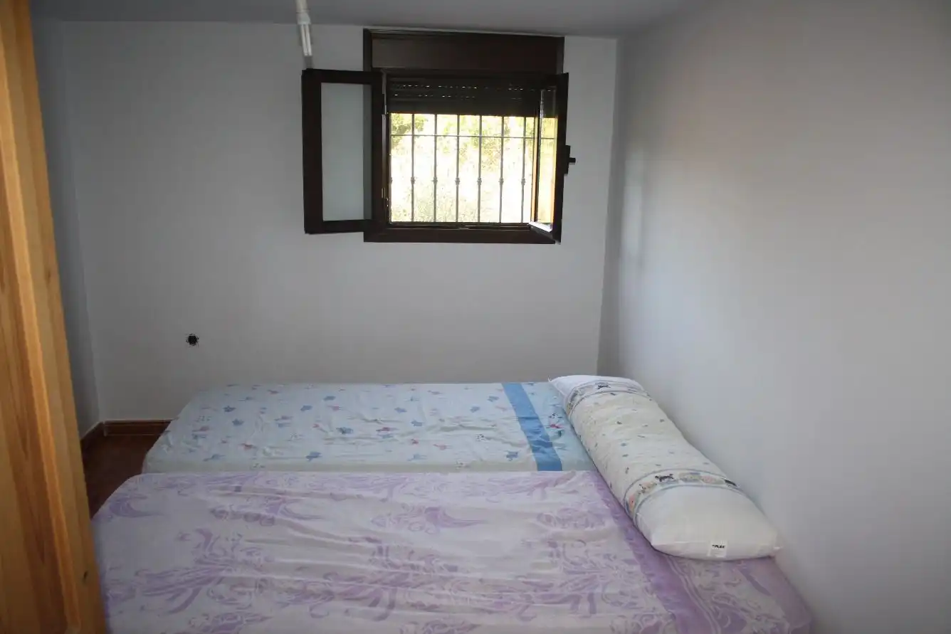 Habitación de Casa o chalet en venta en Los Barrios con Calefacción, Jardín privado y Trastero