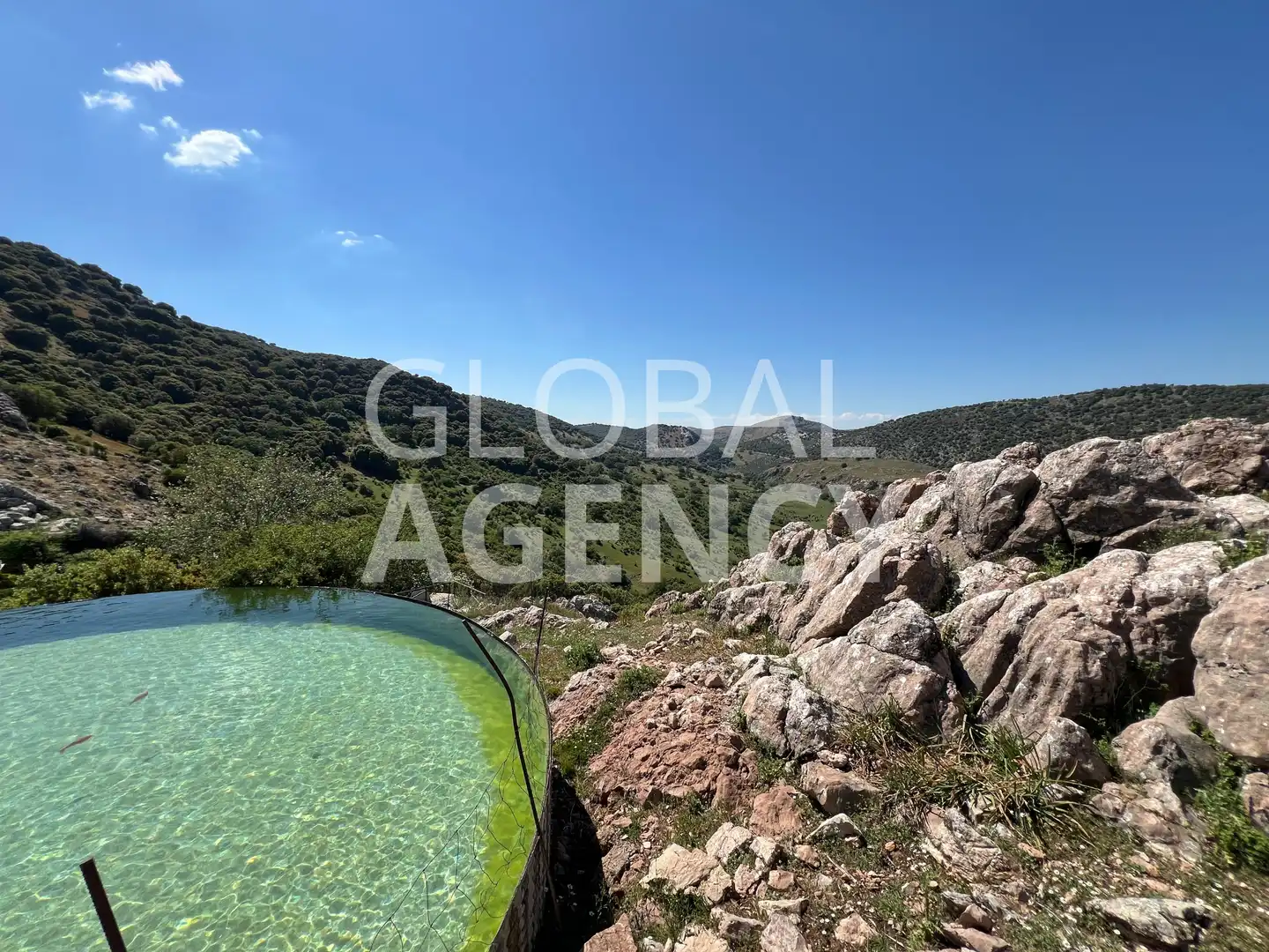 Piscina de Terreny en venda en Jaén