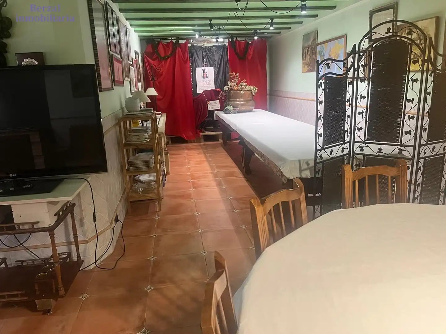 Detached house with garden for sale in Calle de Valle del Oja, imagen 63