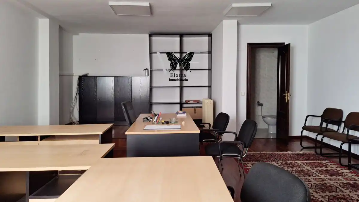 Office space for sale in Centro - Casco Histórico, imagen 4