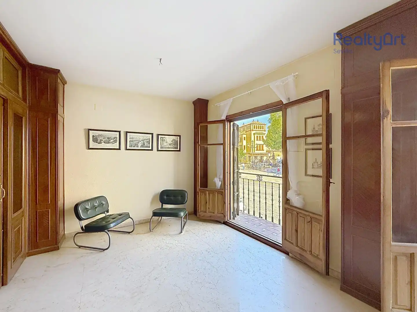 Office space with lift for sale in Triana, imagen 5