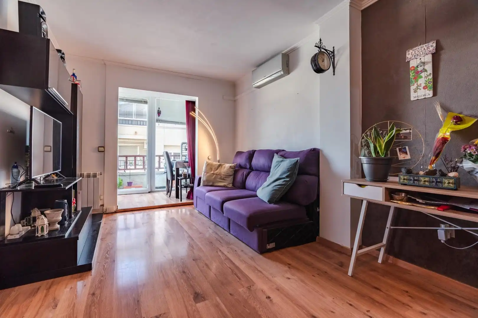 Piso con terraza en venta en Calle JOSEFA ALMIRALL 8, imagen 2
