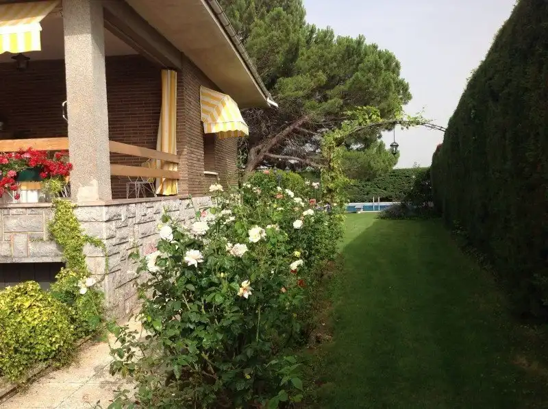Jardín de Casa o chalet en venta en Santo Domingo de la Calzada con Calefacción, Jardín privado y Piscina