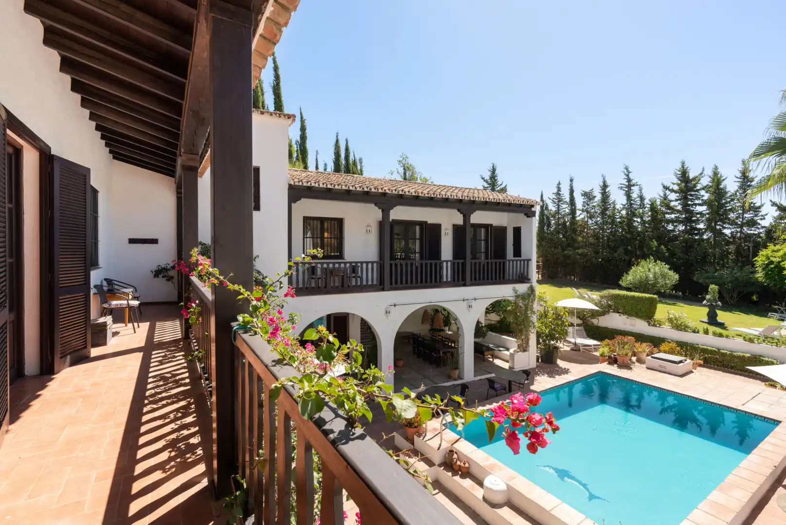 Terrasse von Country house zum Verkauf in Estepona mit Klimaanlage, Privatgarten und Terrasse