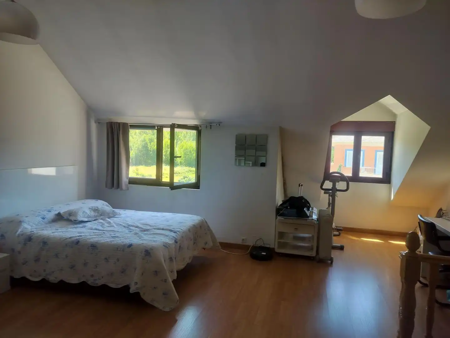 Dormitori de Casa adosada en venda en Ponferrada amb Calefacció