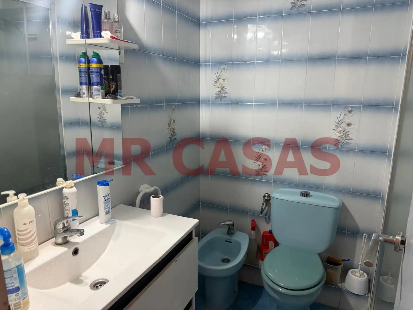 Bathroom of Flat for sale in Rubí  with Air Conditioner and Balcony
