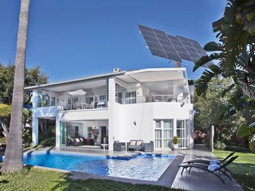 Xalet amb piscina en venda a Elviria - Cabopino